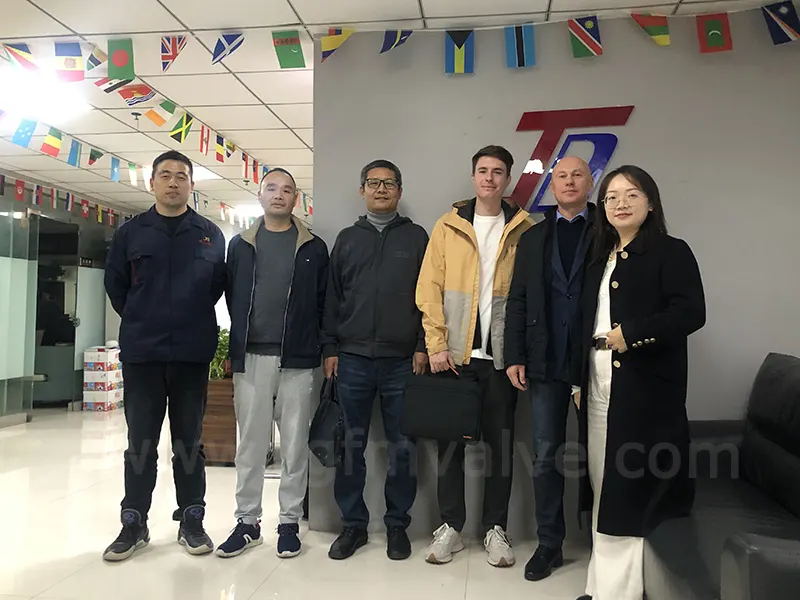 郑州精工与俄罗斯客户达成长期战略合作