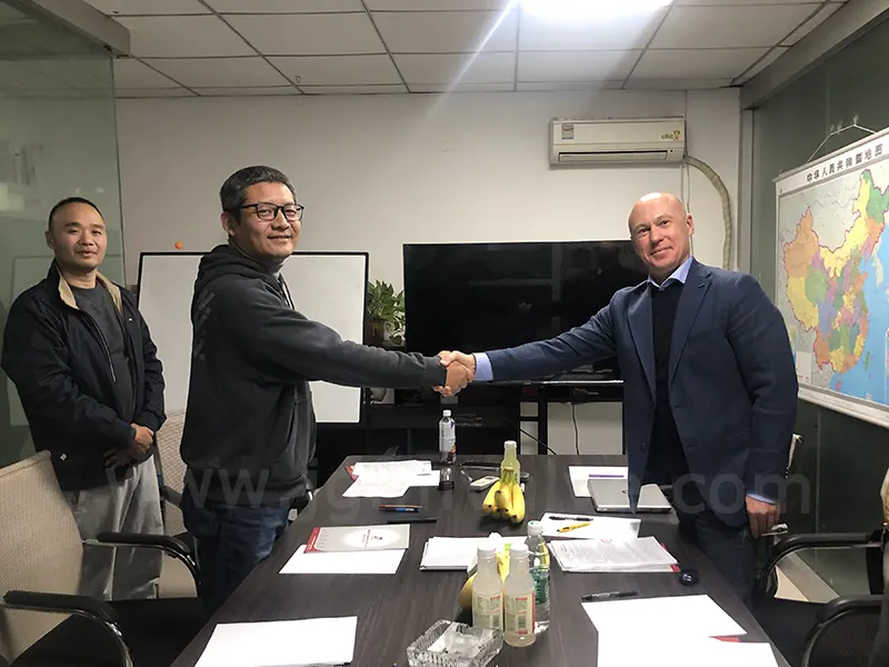 郑州精工与俄罗斯客户达成长期战略合作