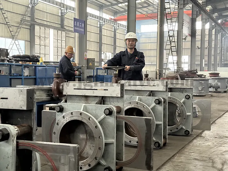 郑州精工——国内知名的盲板阀制造商